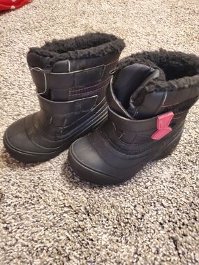 Kids Black Winter Snow Boots with Pink Accent